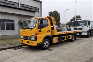 西客站车辆公路救援