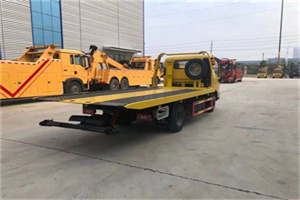 西客站非事故拖车