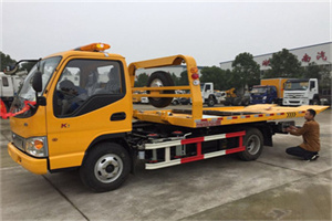 西客站哪里有拖车服务