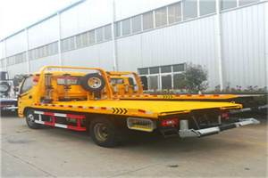 西客站附近拖车救援搭电